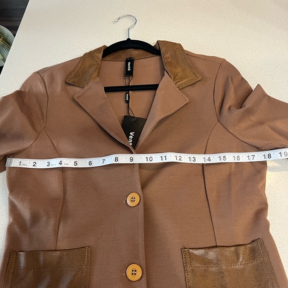 Light Brown Blazer with Leather Details - Picture 4 of 5